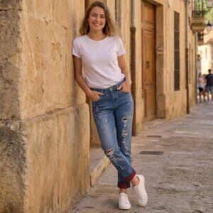 Cartise Distressed Peek-a-boo Plaid Cuff Stretch Jeans